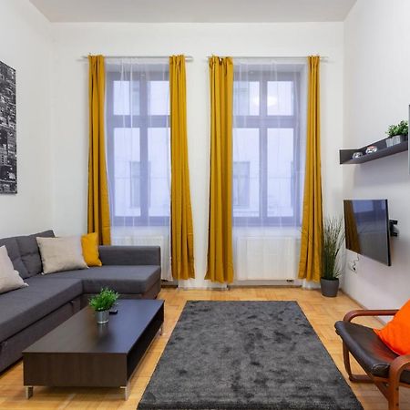 Dowtown Home In The Gozsdu Garden Budapeşte Dış mekan fotoğraf